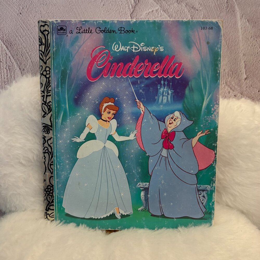 2 for $25 📕Walt Disney, Cinderella, 1986, Little Golden Book (SKU: 134MI)